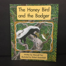 Load image into Gallery viewer, The Honey Bird and the Badger (Maxwell Torr) (Spotlight on Comprehension 2, GRL K) -reader paperback
