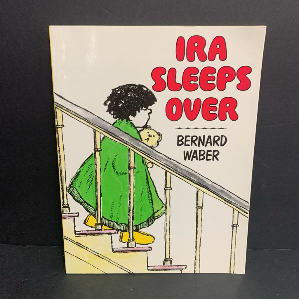 Ira Sleeps Over (Bernard Waber) -paperback