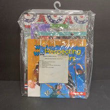 Load image into Gallery viewer, Houghton Mifflin Harcourt North Carolina Social Studies Variety Pack Readers (USA) -educational reader paperback
