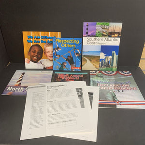 Houghton Mifflin Harcourt North Carolina Social Studies Variety Pack Readers (USA) -educational reader paperback