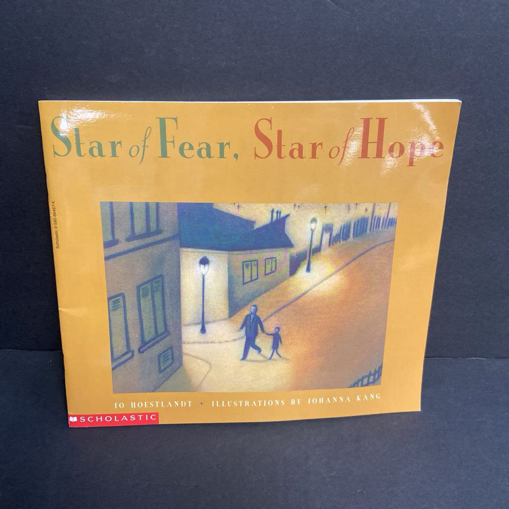 Star of Fear, Star of Hope (Jo Hoestlandt) (Historical Fiction, Notable Event: Holocaust) -educational paperback