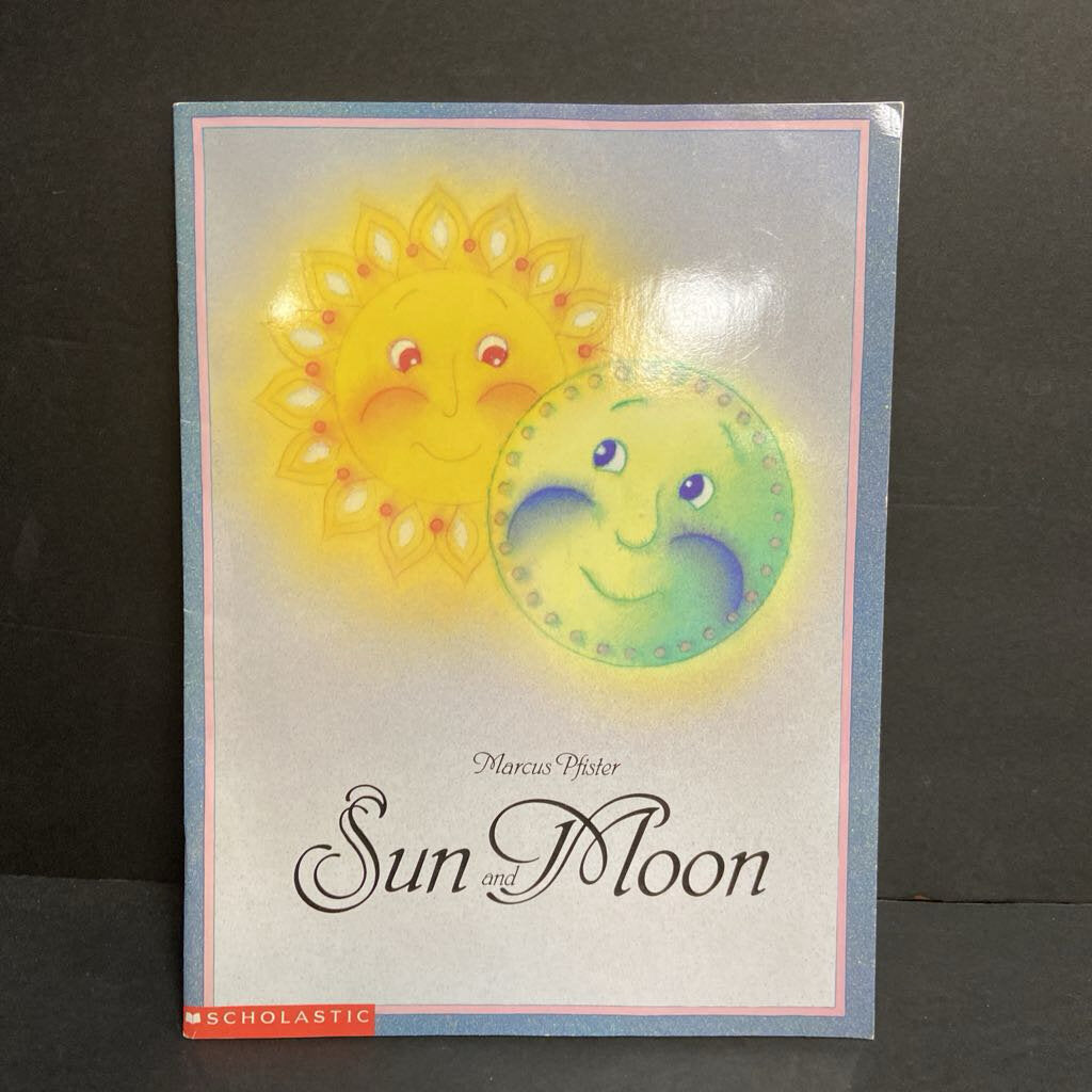 Sun and Moon (Marcus Pfister) -paperback