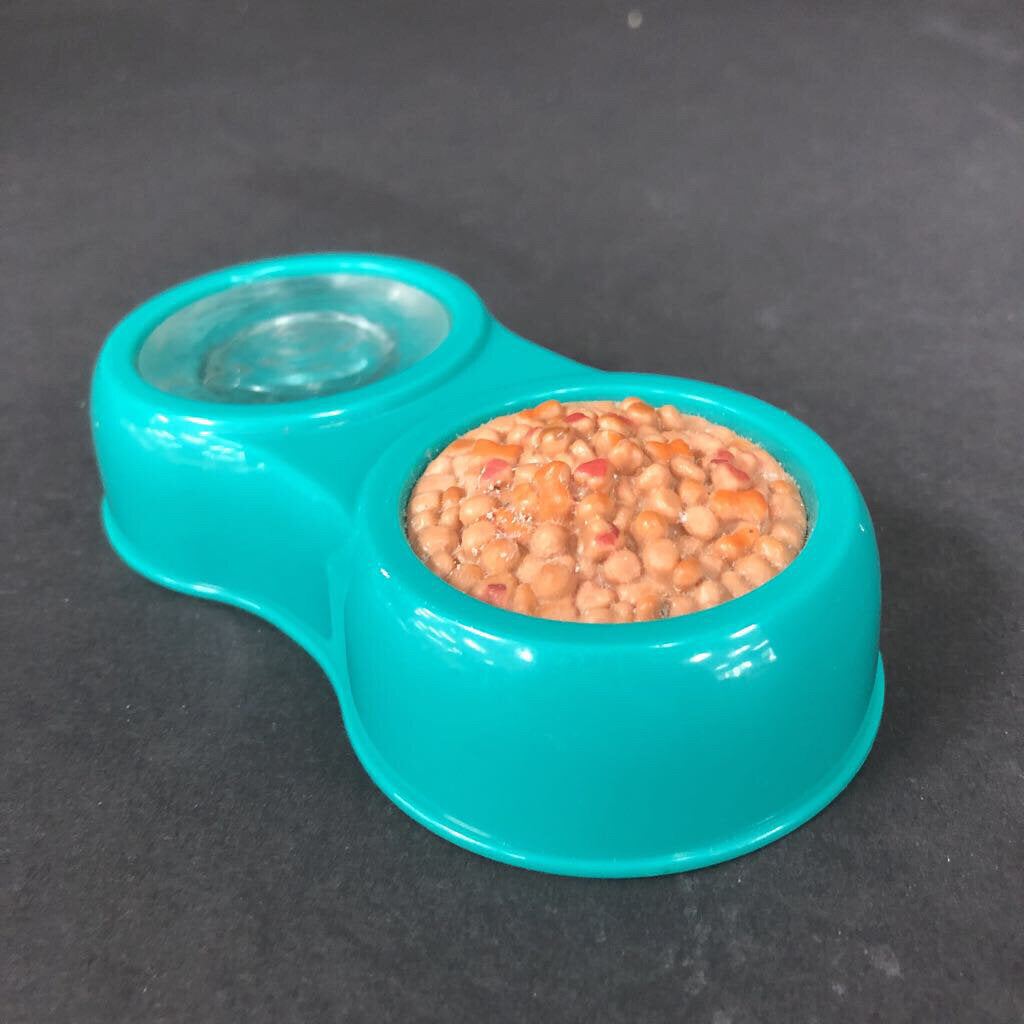 Dog Food/Water Bowl for 18