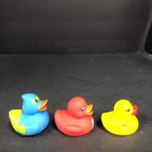 Load image into Gallery viewer, 3pk Bath Ducks
