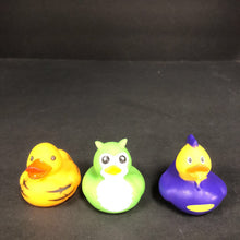 Load image into Gallery viewer, 3pk Bath Ducks

