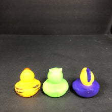 Load image into Gallery viewer, 3pk Bath Ducks
