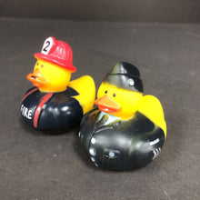 Load image into Gallery viewer, 2pk Bath Ducks
