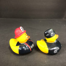 Load image into Gallery viewer, 2pk Bath Ducks
