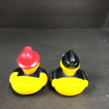 Load image into Gallery viewer, 2pk Bath Ducks

