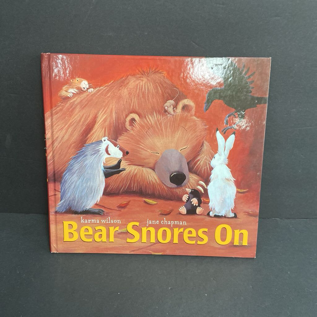 Bear Snores On (Karma Wilson) -hardcover