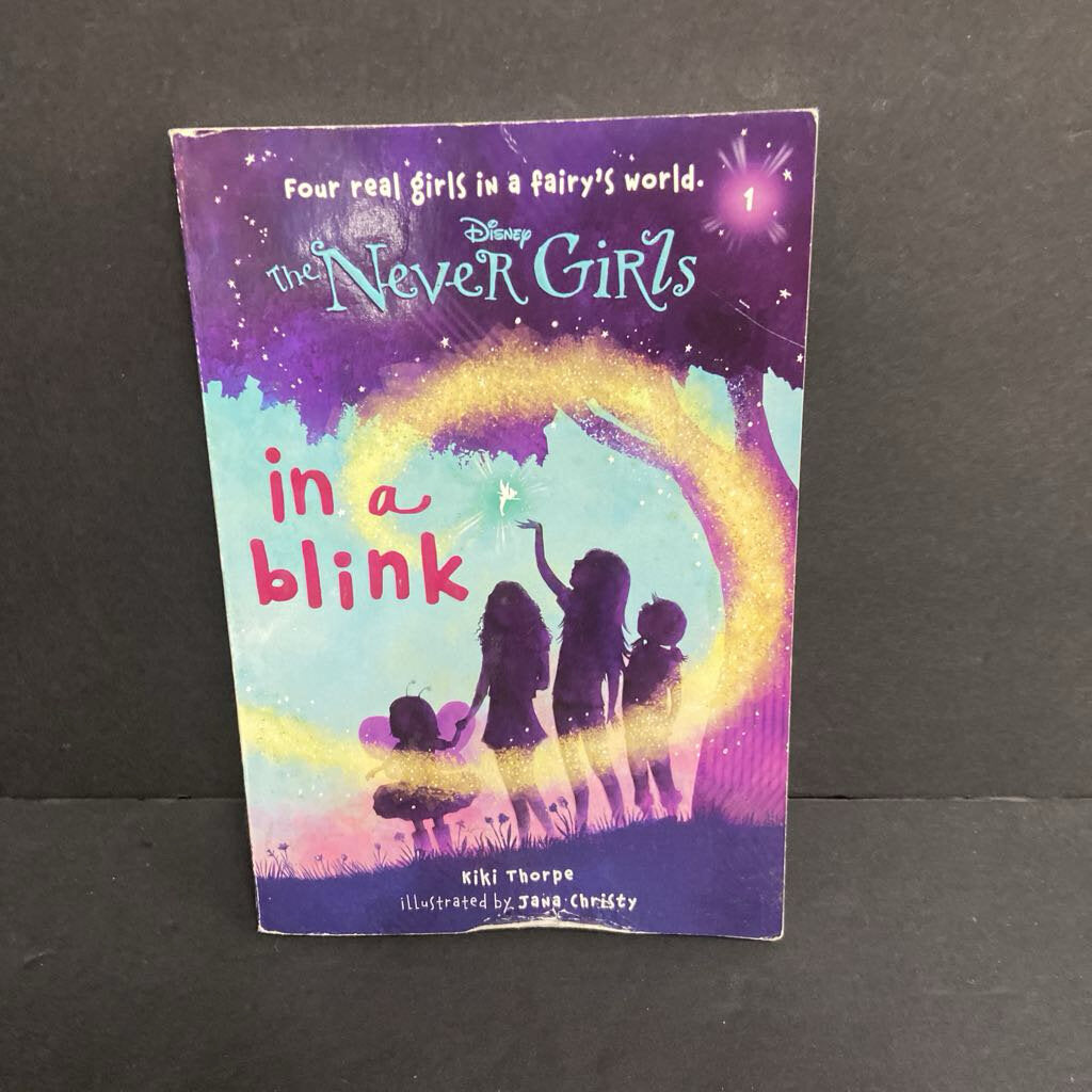 In a Blink (The Never Girls) (Kiki Thorpe) (Disney) -series paperback