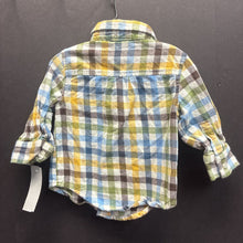 Load image into Gallery viewer, Plaid Button Down Shirt
