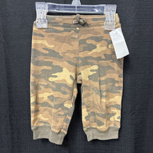 Load image into Gallery viewer, Camo Pants
