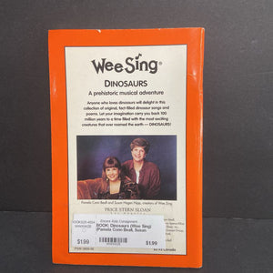 Dinosaurs (Wee Sing) (Pamela Conn Beall, Susan Hagen Nipp, & Nancy Spence Klein) (Music) -paperback