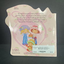 Load image into Gallery viewer, Meet Strawberry Shortcake -character paperback
