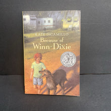 Load image into Gallery viewer, Because of Winn-Dixie (Kate DiCamillo) -chapter paperback

