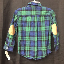 Load image into Gallery viewer, Plaid Button Down Shirt

