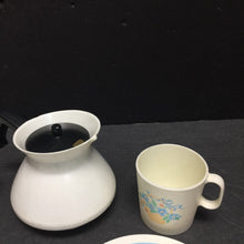 Load image into Gallery viewer, Globe Cook n&#39; Serve Play Dishes Set 1950&#39;s Vintage Collectible (Chilton)
