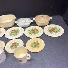 Load image into Gallery viewer, Globe Cook n&#39; Serve Play Dishes Set 1950&#39;s Vintage Collectible (Chilton)
