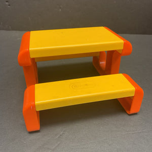 Dollhouse Picnic Table