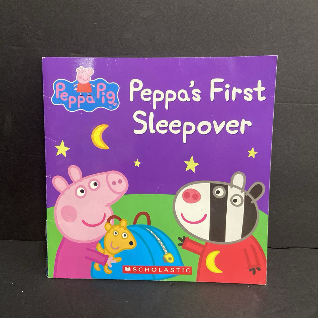 Peppa's First Sleepover (Peppa Pig) -character paperback