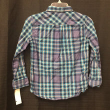 Load image into Gallery viewer, Plaid Button Down Shirt
