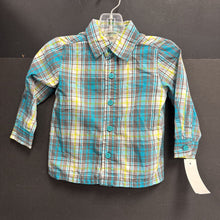 Load image into Gallery viewer, Plaid Button Down Shirt
