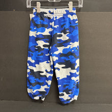 Load image into Gallery viewer, Camo Sweat Pants

