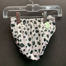 Load image into Gallery viewer, Spotted Cloth Diaper Cover
