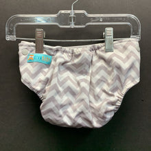 Load image into Gallery viewer, Chevron Cloth Diaper Cover
