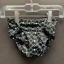 Load image into Gallery viewer, Diamond Pattern Cloth Diaper Cover
