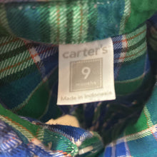 Load image into Gallery viewer, Plaid Button Down Shirt
