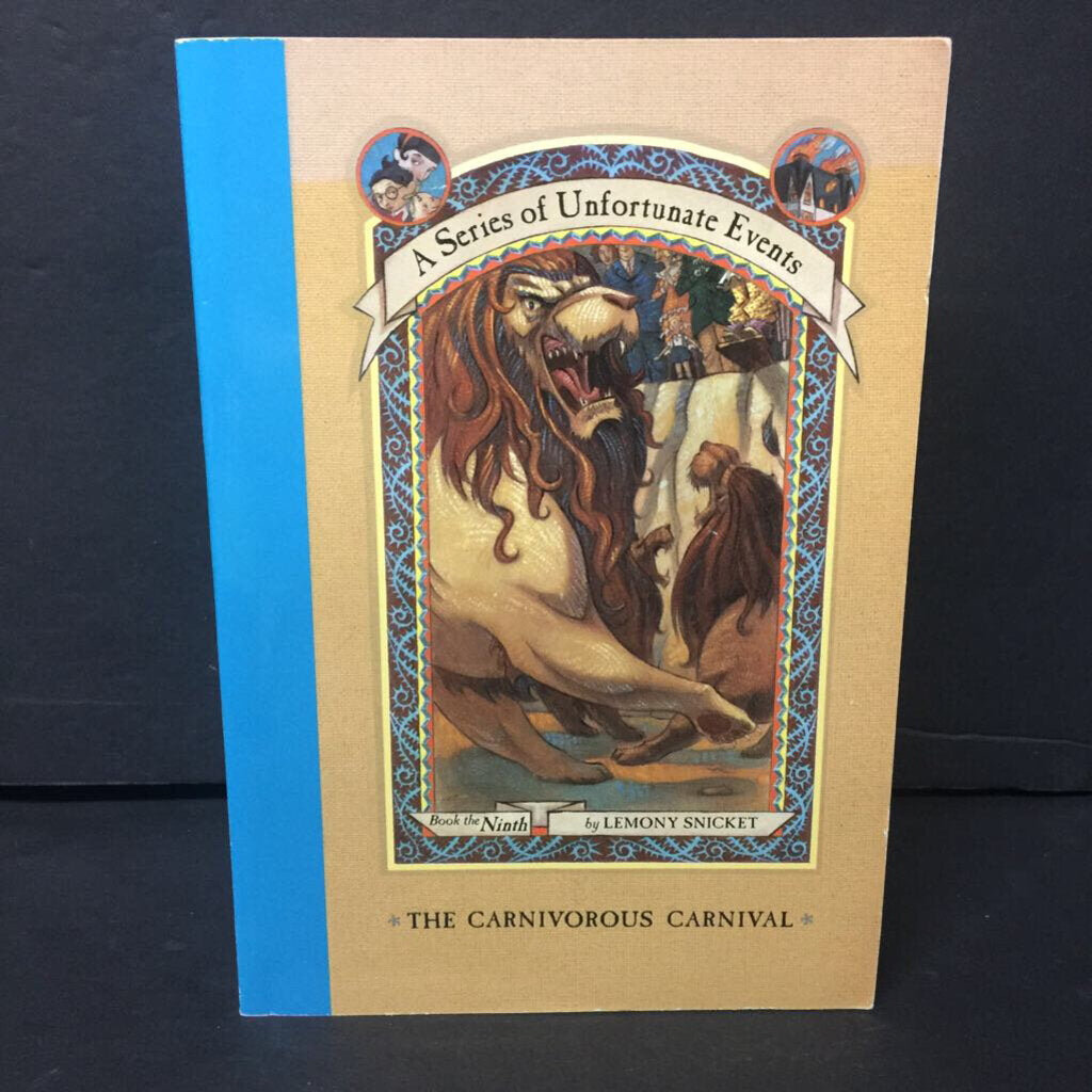 The Carnivorous Carnival (A Series of Unfortunate Events) (Lemony Snicket) -series paperback