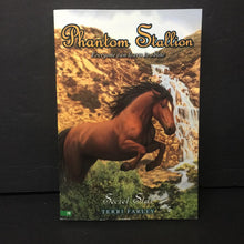Load image into Gallery viewer, Secret Star (Phantom Stallion) (Terri Farley) -series paperback
