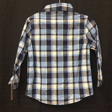 Load image into Gallery viewer, Plaid Button Down Shirt
