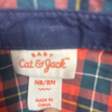 Load image into Gallery viewer, Plaid Button Down Outfit
