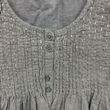 Load image into Gallery viewer, Button Down Top
