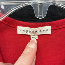 Load image into Gallery viewer, &quot;sparkle&quot; Sequin Top
