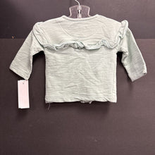 Load image into Gallery viewer, Ruffle Button Top (Mac &amp; Moon)
