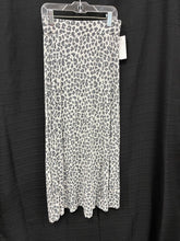 Load image into Gallery viewer, Animal Print Maxi Skirt
