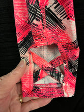 Load image into Gallery viewer, Cut Out Patterned Leggings
