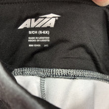 Load image into Gallery viewer, Patterned Leggings
