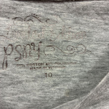 Load image into Gallery viewer, Sequin Heart Top
