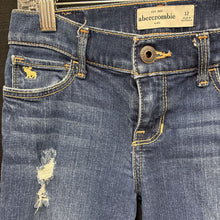 Load image into Gallery viewer, Distressed Denim Pants
