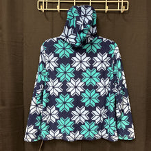 Load image into Gallery viewer, Hooded Zip Snowflake Sweatshirt
