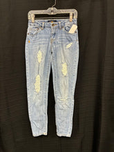 Load image into Gallery viewer, Distressed Denim Pants
