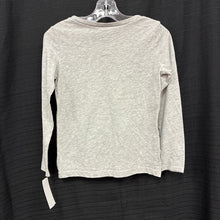 Load image into Gallery viewer, &quot;be happy&quot; Peace Sign Top
