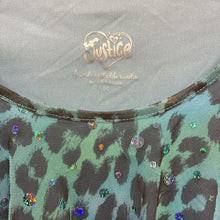 Load image into Gallery viewer, Animal Print Sequin Top
