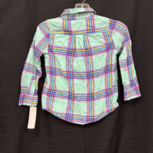 Load image into Gallery viewer, Plaid Button Down Top
