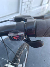 Load image into Gallery viewer, S-25 21 Speed Drive Train 26&quot; Men&#39;s Bike

